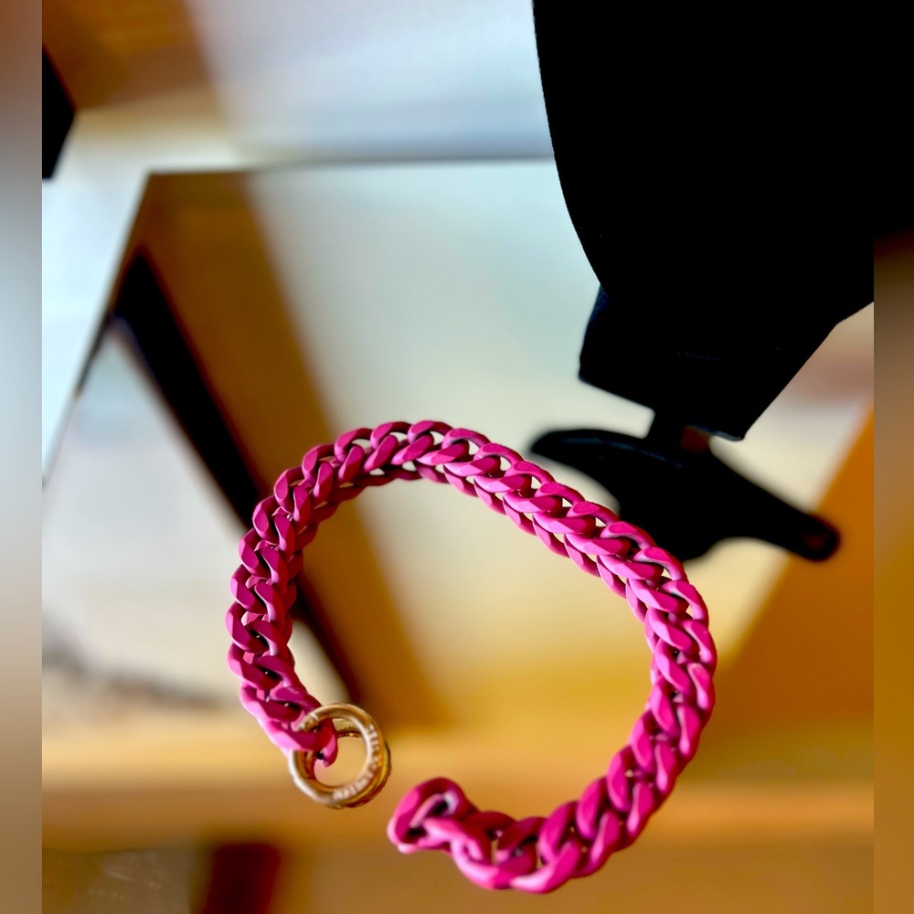 Hot Pink Thick Chain Phone Bracelet Holder